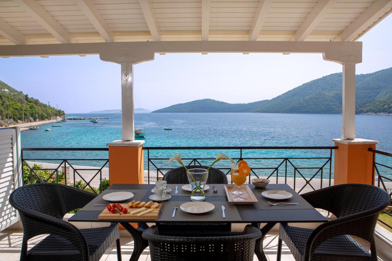 Captain Nick Aparthotel Mikros Gialos Exterior photo