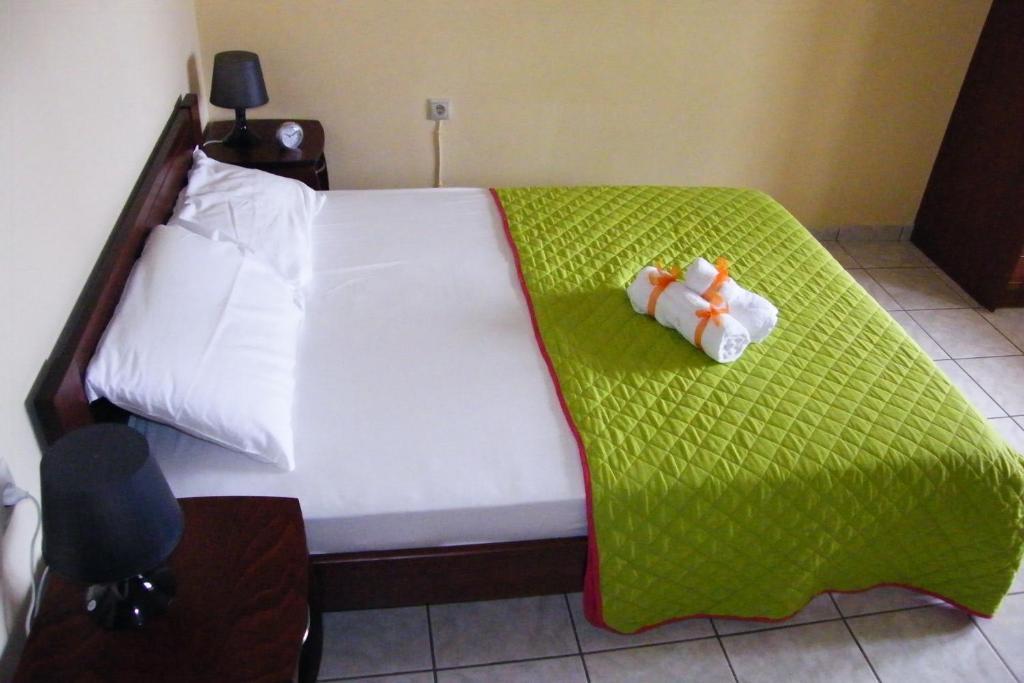 Captain Nick Aparthotel Mikros Gialos Exterior photo