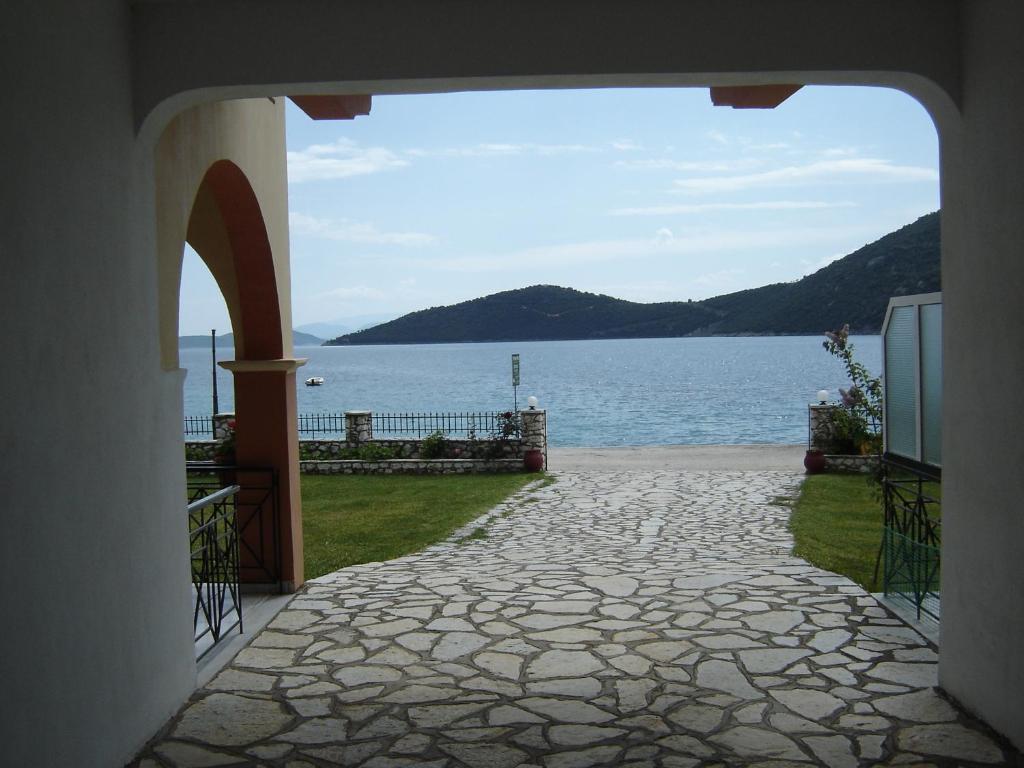 Captain Nick Aparthotel Mikros Gialos Exterior photo