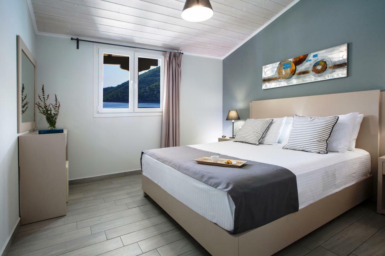 Captain Nick Aparthotel Mikros Gialos Exterior photo